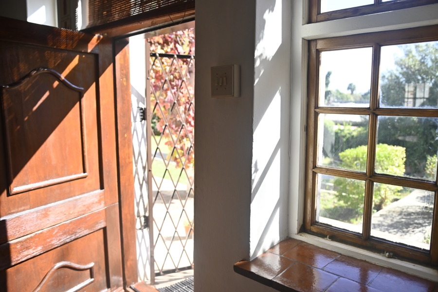 5 Bedroom Property for Sale in Stellenbosch Farms Western Cape